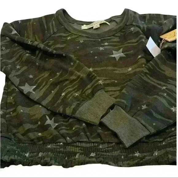 NEW Vintage Havana Camo with Stars Sweatshirt - Picture 2 of 14